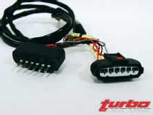 Turp_0810_13_z+2005_subaru_wrx_sti_blitz_throttle_controller+harness