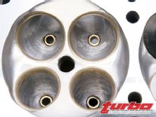 Turp_0808_07_z+nissan_240sx_ka24de_buildup+stock_valves_vs_supertech_valves