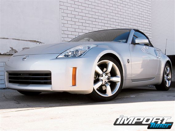 0703_impp_01z+2006_nissan_350z+left_front