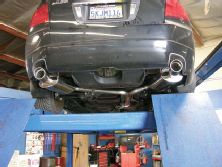 0505ht_17z+Acura_TL+Rear_Under_View