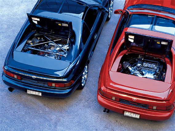 Turp_0410_01_z+toyota_mr2_v6+engine_bays