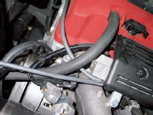 0408ht_25z+2001_Honda_S2000+Crankcase_Vent