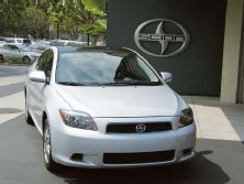 0408tur_02z+Scion_tC+Front_View