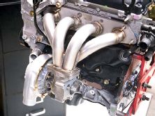 0308tur_03z+ford_focus+exhaust_manifold