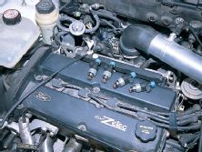 0308tur_14z+ford_focus+fuel_injectors