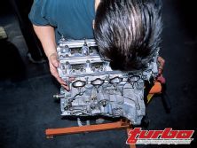 Turp_0306_23_z+1995_acura_integra_gsr+motor