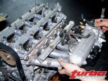 Turp_0306_29_z+1995_acura_integra_gsr+intake_manifold