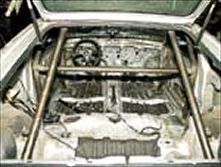 0306ht_31s+1988_CRX_Si+Rear_View_Interior_Rollcage