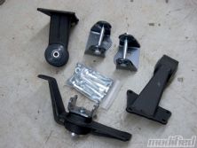 Modp_1005_08_o+honda_s2000_quaife_install+mount_kit