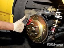 Htup_0909_11_z+2001_honda_s2000+brakes_shot