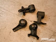 Htup_0906_18_z+acura_nsx_new_engine_transmission_parts+second_set_of_engine_mounts