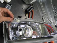 0506_ht_20_z+HID_conversion_kit+bonding_lens_to_the_housing