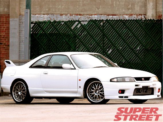 130_0610_01_z+1995_nissan_skyline_gtr+right_front_view