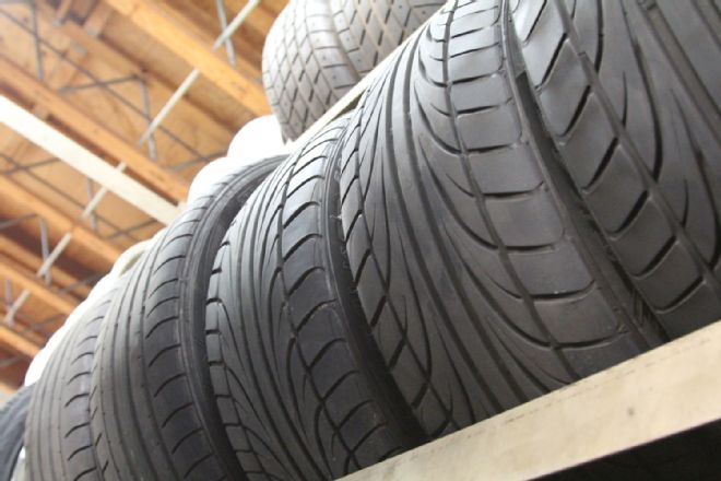 Breaking in Your Tires - Ultimate Wheel & Tire Guide