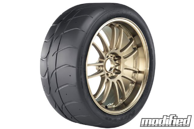 Performance tire buyers guide nitto NT01