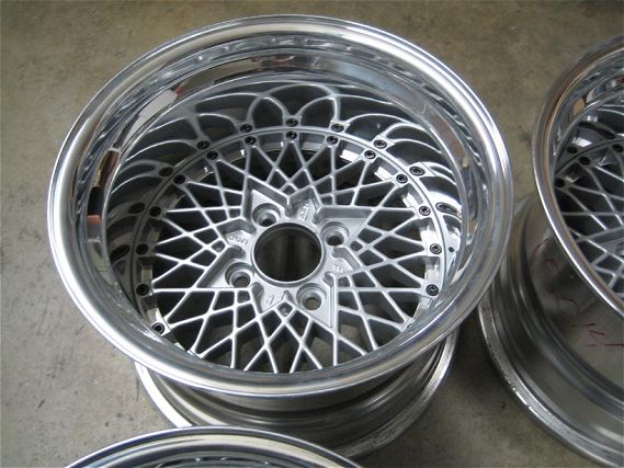 Best Old School Wheels SSR Formula Mesh 37