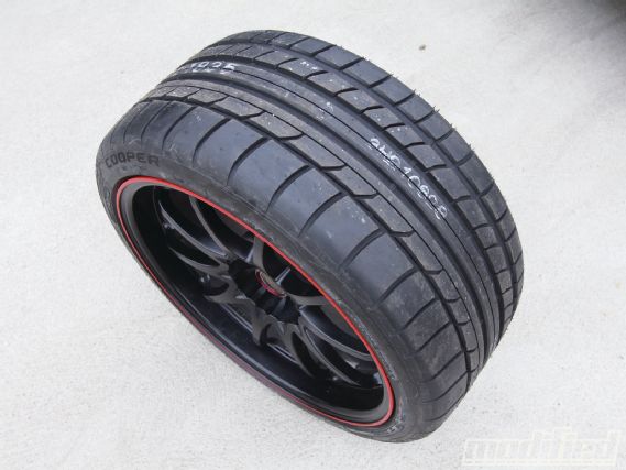 Modp 1201 02+cooper tire zeon rs3 s+tread