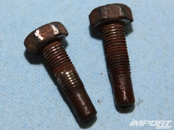 Impp 1109 05 o+broken stud extraction+thread damaged bolt