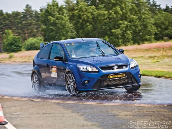 Eurp_1011_01_o+contisport_contact_5p_tires+wet_track_test