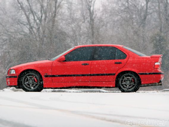 Eurp_1010_01_o+continental_extreme_winter_contact_tires+project_m3