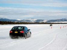 Eurp_0911_05_o+continental_tires+snow_driving