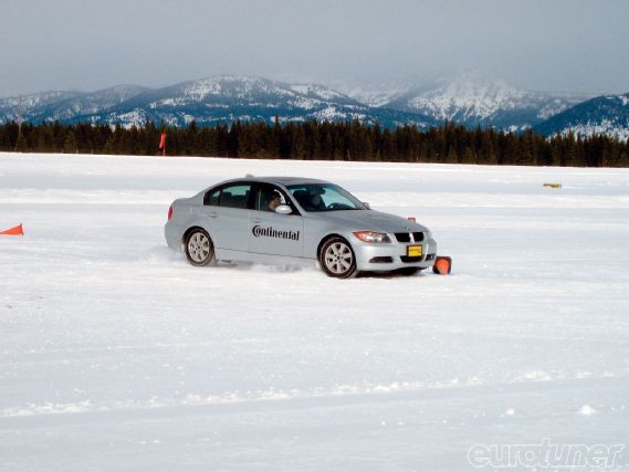 Eurp_0911_09_o+continental_tires+driving