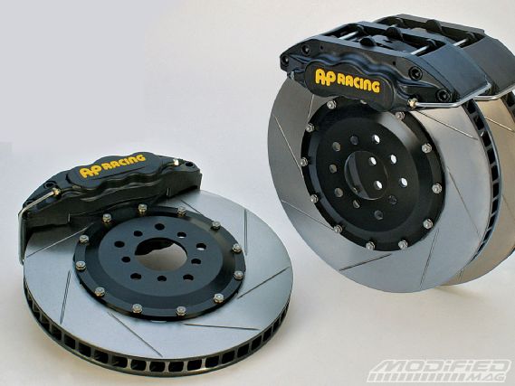 Modp_0904_01_o+brakes_buyers_guide+ap_racing_6_piston_racing_kit