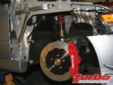 Turp_0808_03_z+mitsubishi_evolution_ix+brake_system_installed