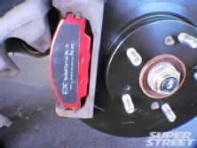 130_20_z+acura_rsx_s_brake_install+install_new_pads