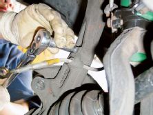 0407ht_04z+Honda_CRX+Drum_Brake_To_Disc_Brake_Install_Shock_Bracket