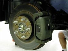 0201ht_brakes_30_zoom