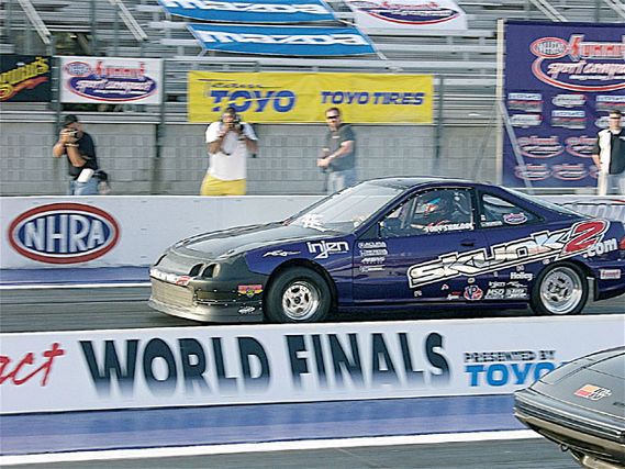 Turp_0408_01_z+skunk2_racing+acura_integra