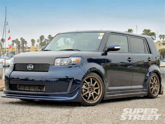 130_0901_18_z+new_products+scion_xb_lip_kit