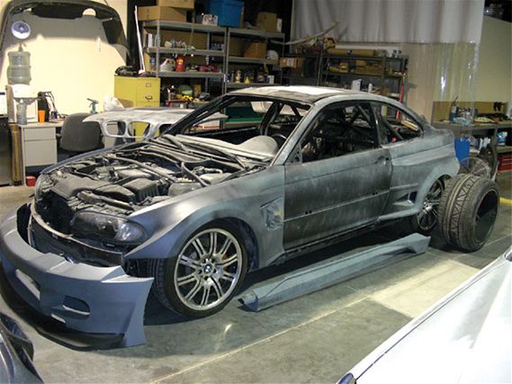 Eurp_0901_02_z+garage_projects+2003_bmw_m3_widebody