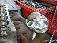 Eurp_0903_06_z+garage_projects+gti_24v_six_cylinder_engine