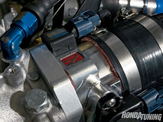 Htup_1003_03_o+2006_acura_tsx+throttle_body_shot