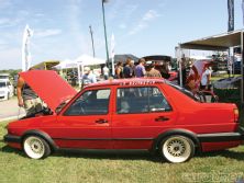 Eurp_1102_02_o+1991_vw_jetta+left_side_view