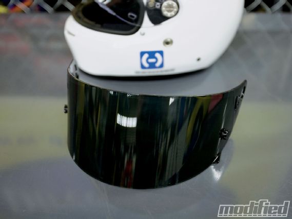 Modp_1101_07_o+helmets_101+tinted_visor