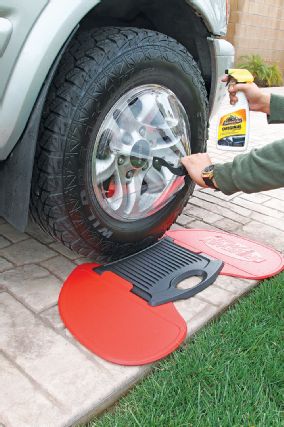 Street shield adjustable spray shield driveway 03