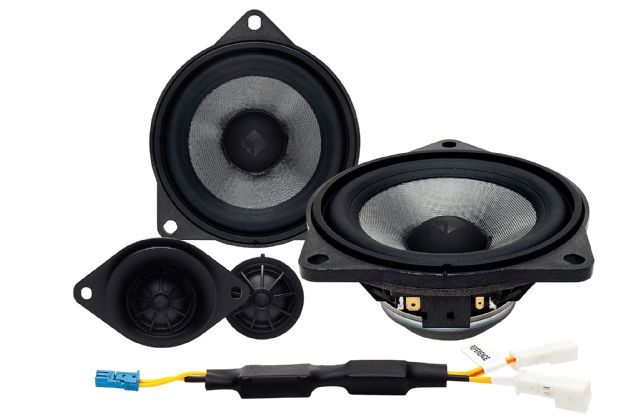 October 2014 gear rockford fosgate T3 BMW2 09