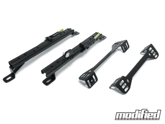 Nagisa auto seat rails