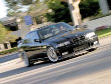 Eurp_1008_01_o+eurp_1008_bmw_e36_325i_328i_bimmer+main