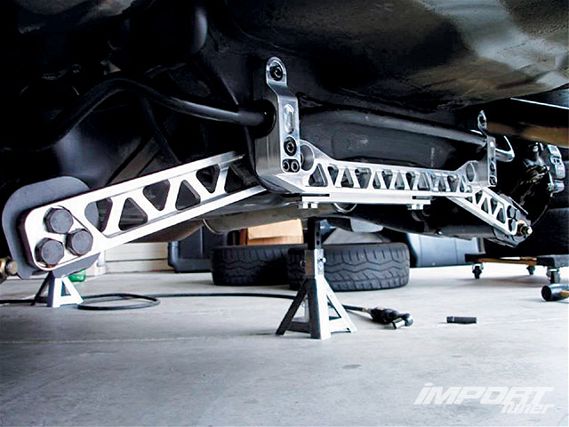 Impp_0906_05_z+aftermarket_performance_parts+function7_rear_brace