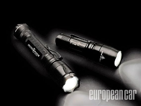 Epcp_0901_01_z+Surefire_E2D_LED_Defender+flashlights