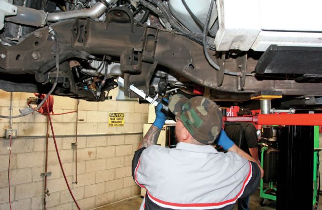 2007 Chevrolet Silverado 3500HD Differential Drop