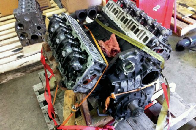2002 Chevy 2500 Pickup - LB7 Engine Rebirth: Part 1