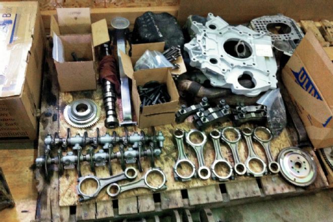 2002 Chevy 2500 Pickup - LB7 Engine Rebirth: Part 1