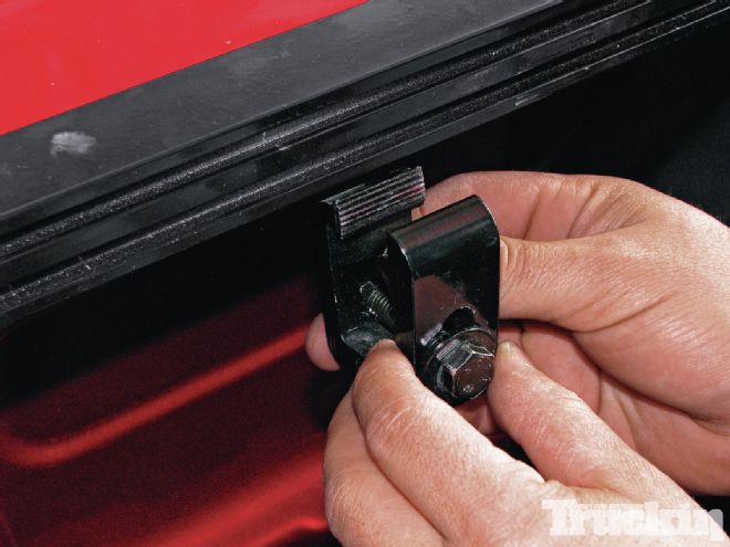 Project Lead Sled, Part 4: Gaylords Truck Bed Cover