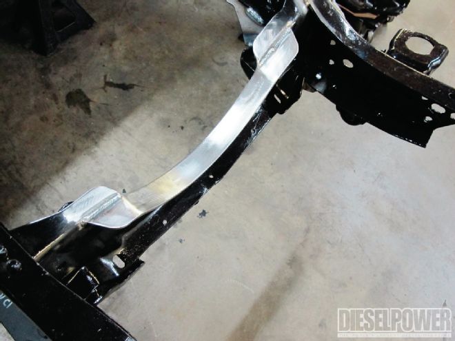 Reinforcing Our 1991 Suburban’s Frame For Post-Apocalyptic Durability
