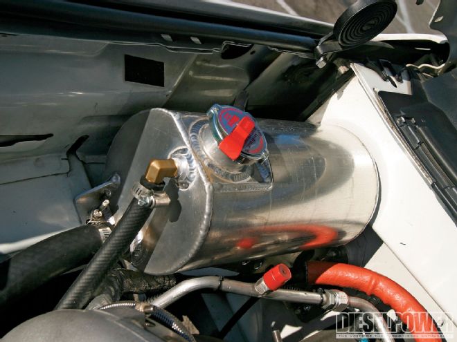 The SleeperMax: 2006 GMC Sierra 2500HD